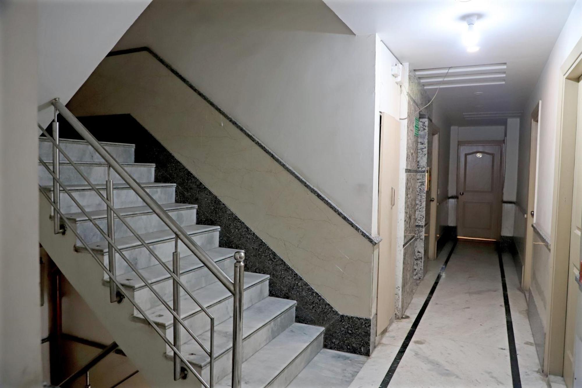 Hotel Klick International - 2 Min Walking From New Delhi Railway Station Экстерьер фото